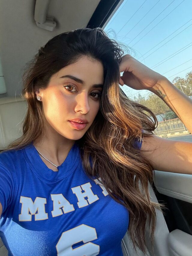 Cute photos of Janhvi Kapoor